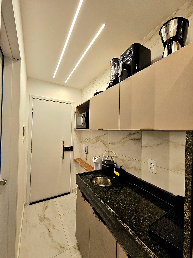 Luxo com Piscina Privativa no Centro de Porto #02