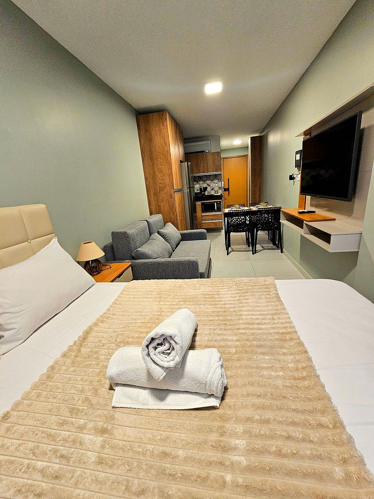 Moderno e Equipado studio no Centro de Porto #108