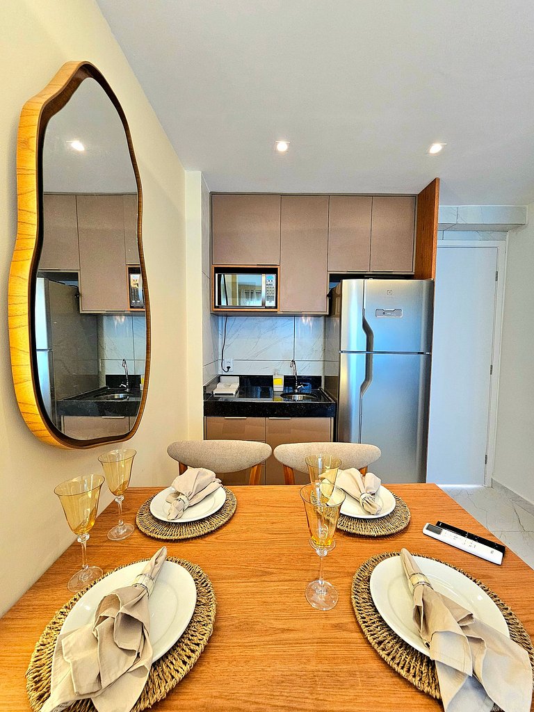 Sofisticado Cupe Living, 10min do Centro de Porto.