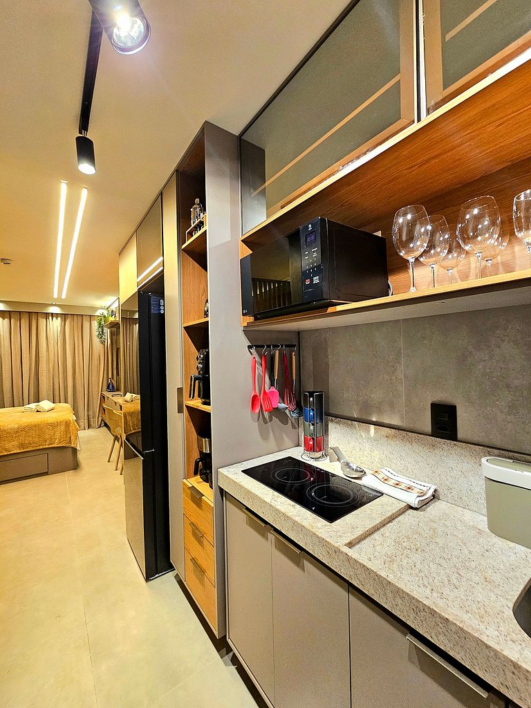 Luxo Supremo no Summer, 5min Centro de Porto #306A