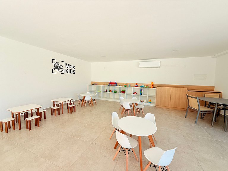 Luxuoso e Equipado Studio no Max Carneiros