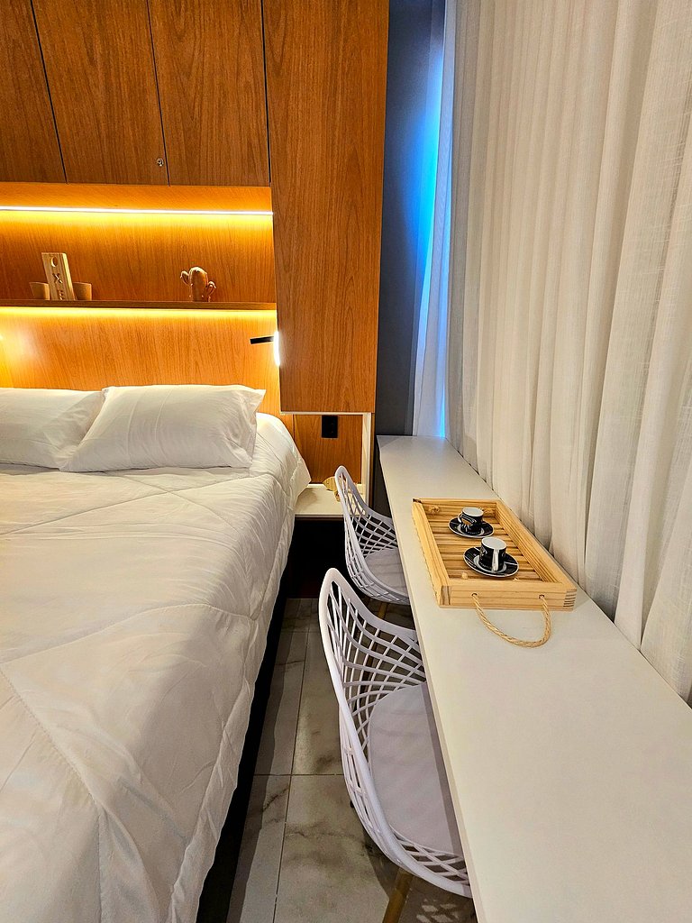 Luxo e sofisticado Studio no Centro de Porto #303