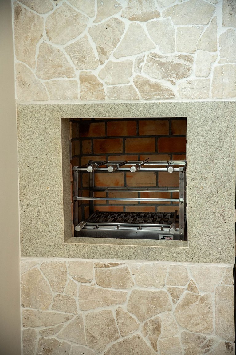 Luxuosa Casa no Village 5 Carneiros