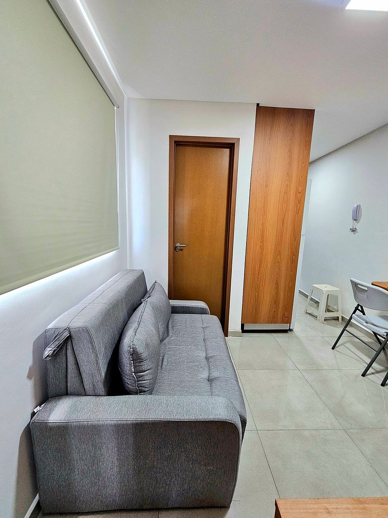 Incrível e com varanda no centro de Porto no Moana