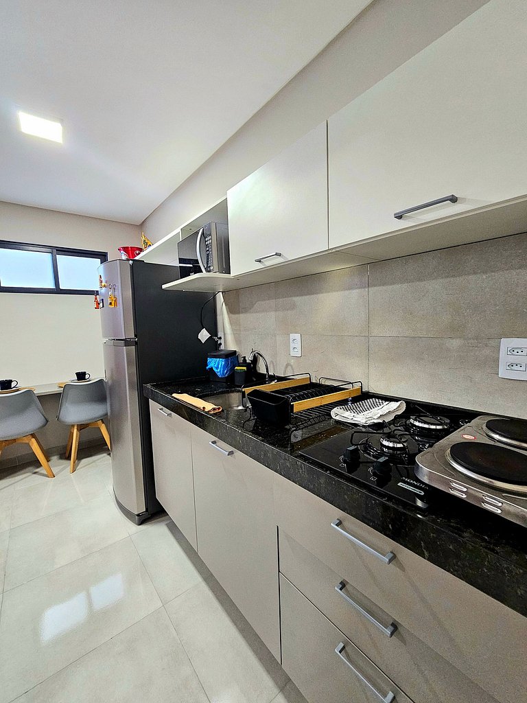 Moderno e Equipado 1q no centro de Porto no Moana