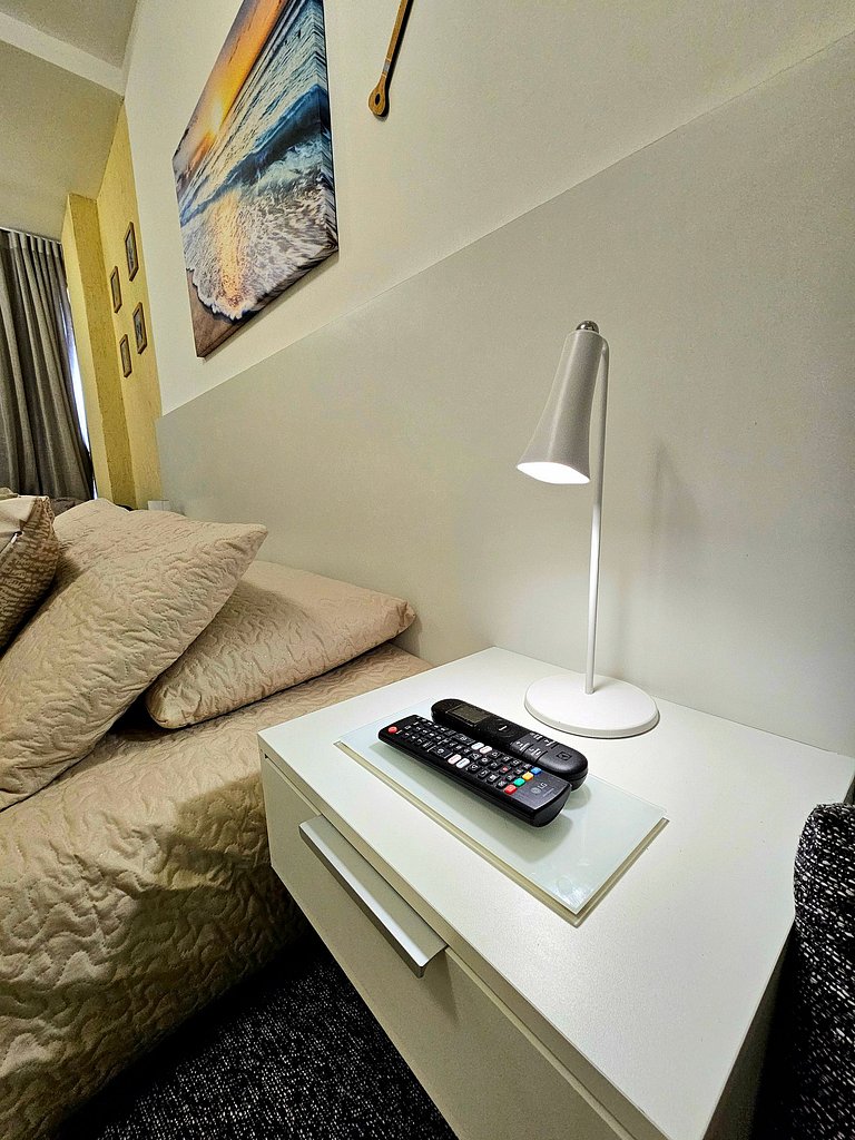 Moderno e equipado Studio no Centro de Porto #106