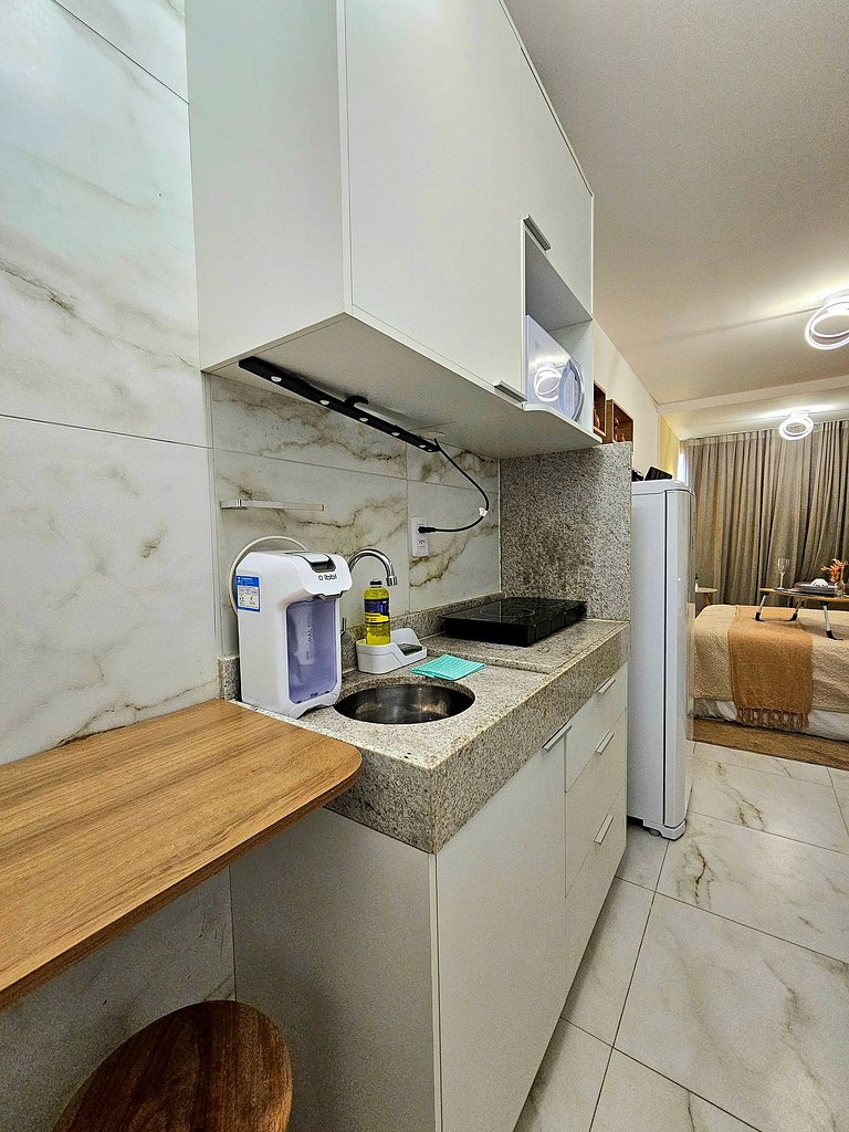 Moderno e equipado Studio no Centro de Porto #106