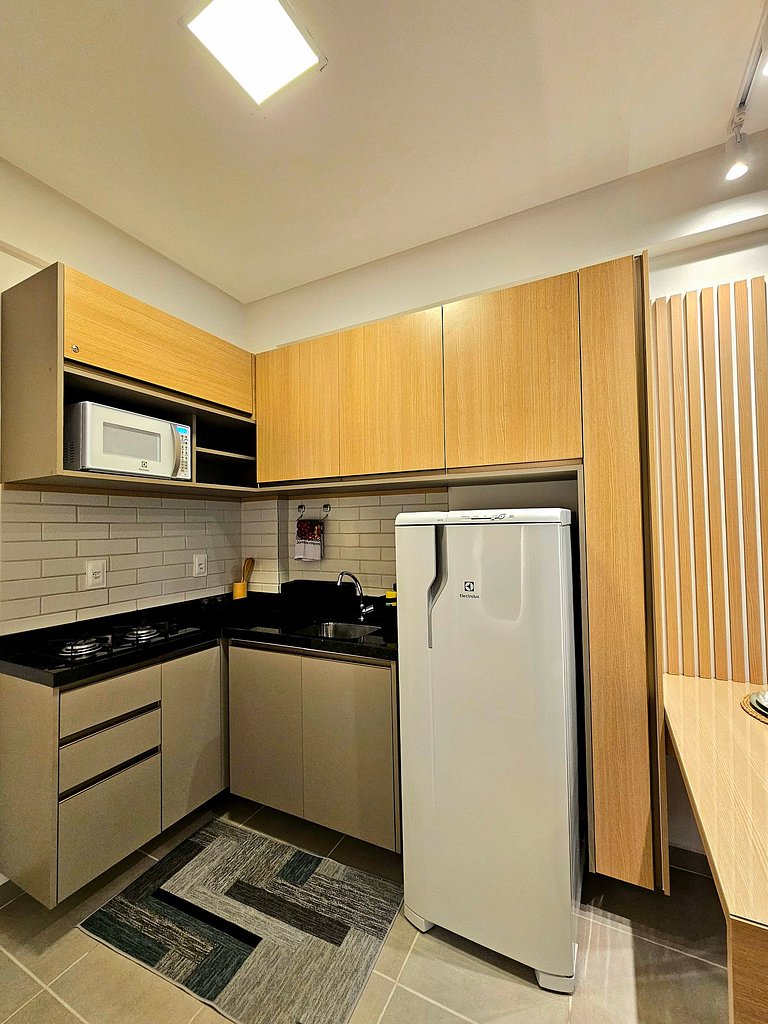 Luxuoso e equipado, Centro de Porto, perto de tudo