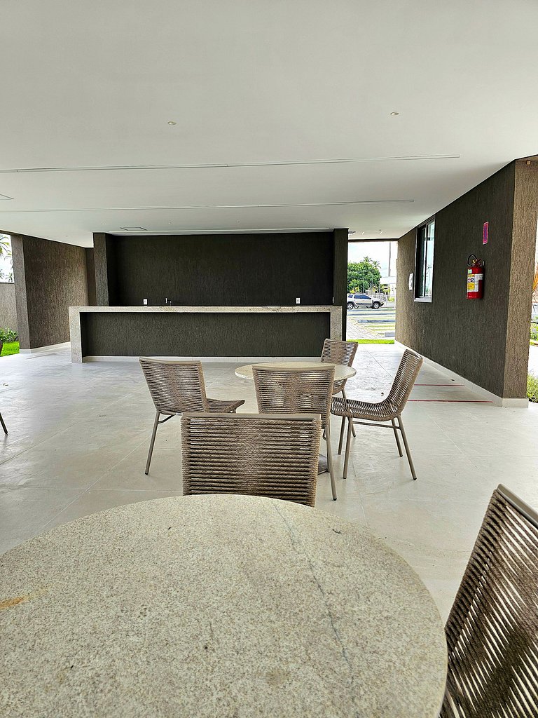 Luxo com varanda gourmet no BC Solare #305C