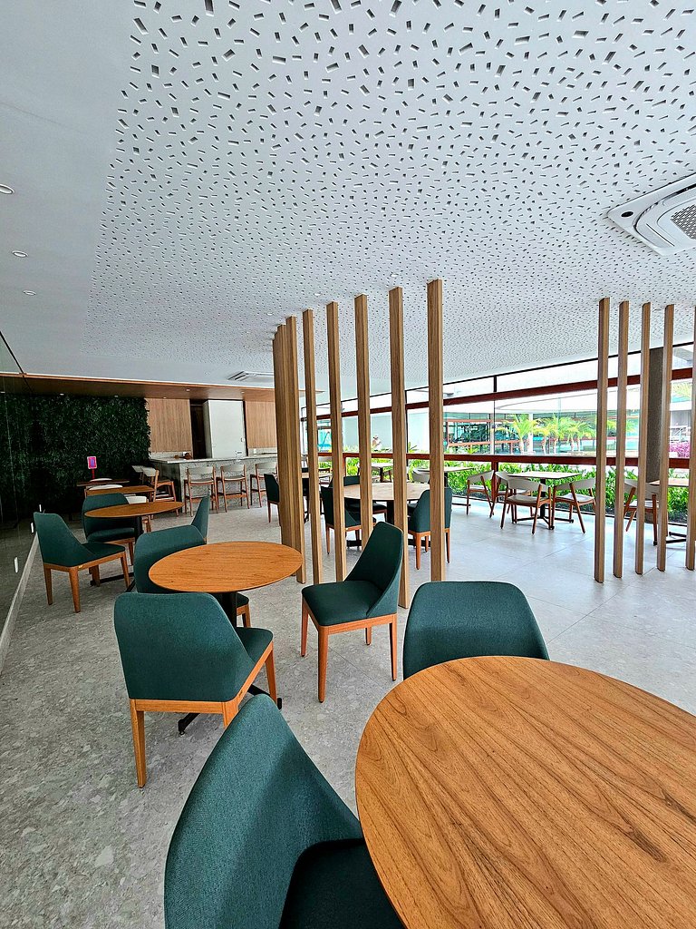 Luxo com varanda gourmet no BC Solare #305C