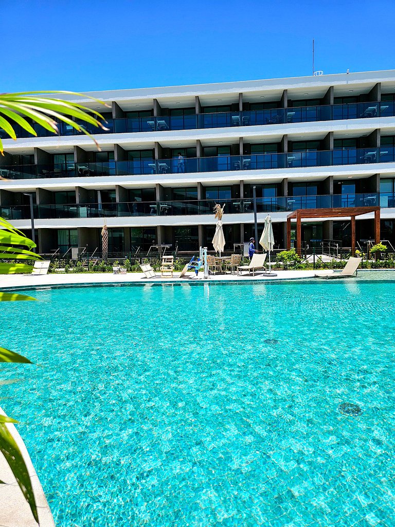 Luxuoso e sofisticado Beach Class Solare by HM