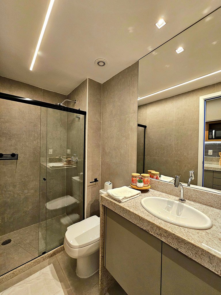 Luxo com varanda gourmet no BC Solare #115D