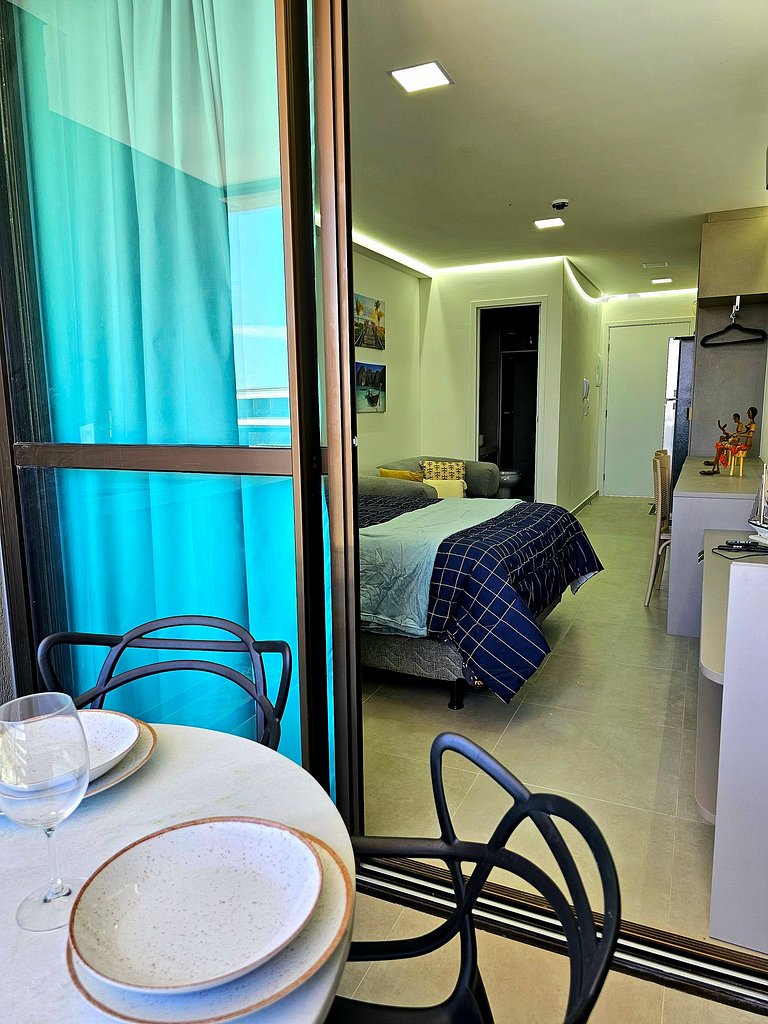 Luxo com varanda gourmet no BC Solare #305C