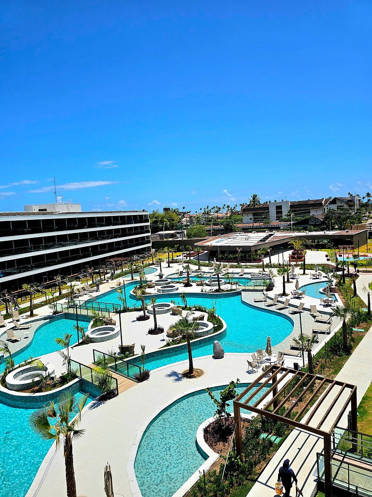 Luxo com varanda gourmet no BC Solare #305C