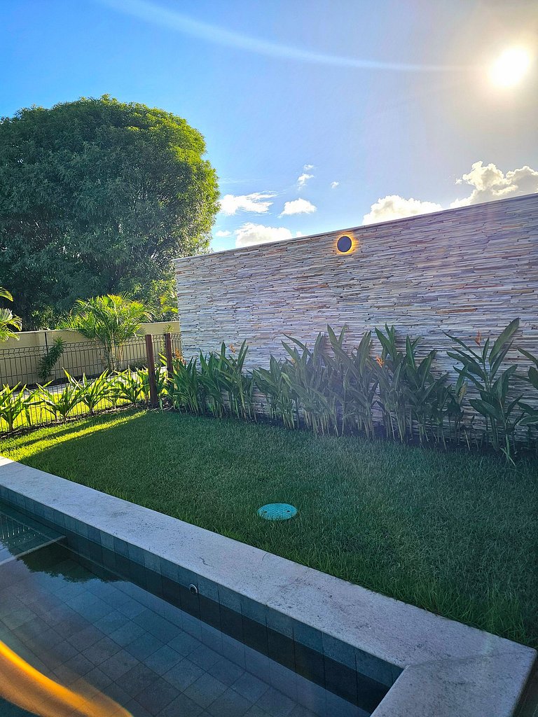 Luxo à Beira-mar com Piscina Privativa no Cais Eco