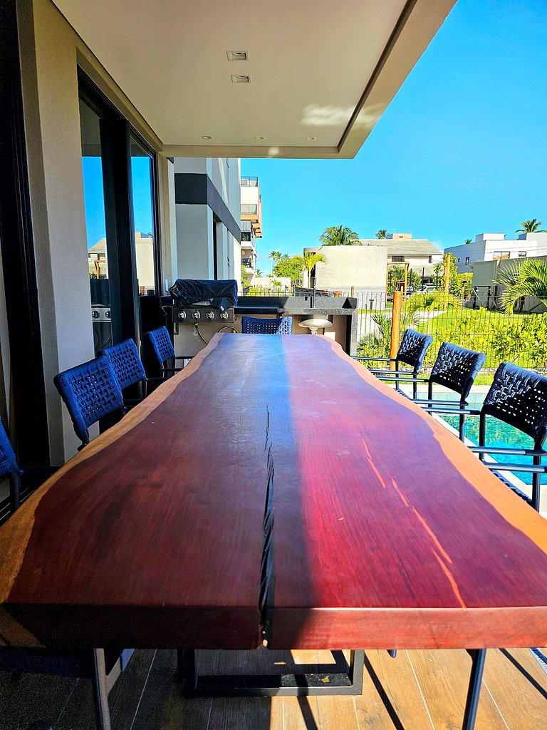 Luxo à Beira-mar com Piscina Privativa no Cais Eco