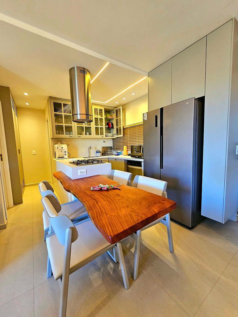 Luxo à Beira-mar com Piscina Privativa no Cais Eco