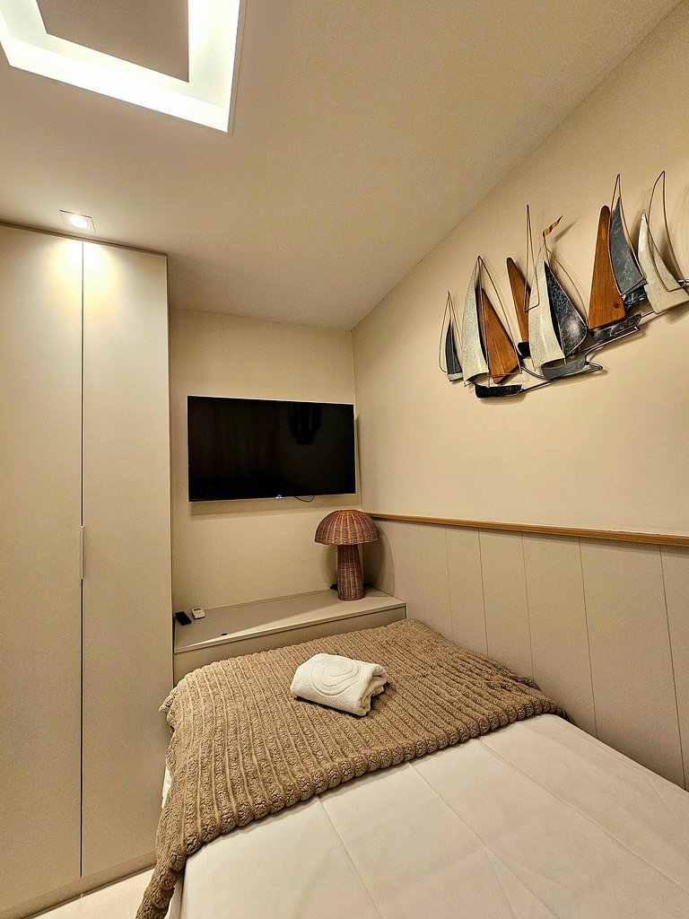 Luxo à Beira-mar com Piscina Privativa no Cais Eco