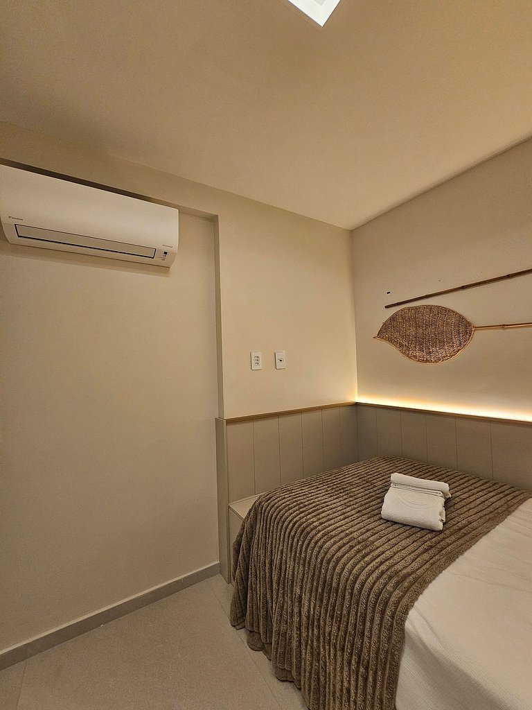 Luxo à Beira-mar com Piscina Privativa no Cais Eco