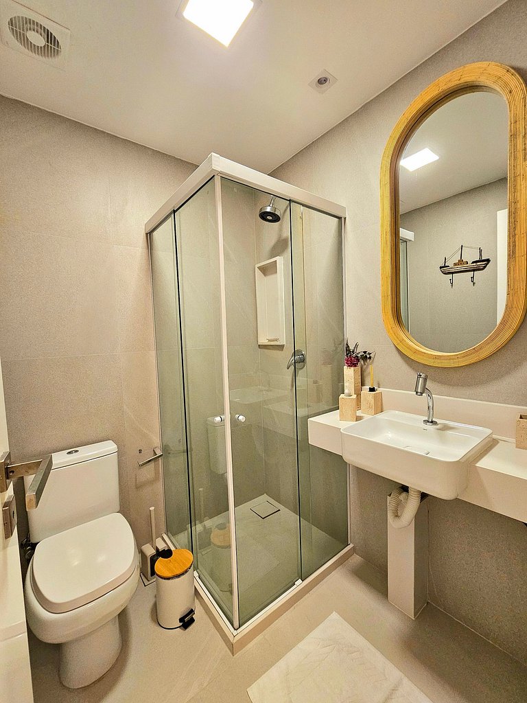 Luxo à Beira-mar com Piscina Privativa no Cais Eco