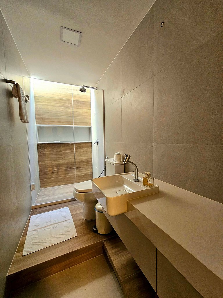 Luxo à Beira-mar com Piscina Privativa no Cais Eco