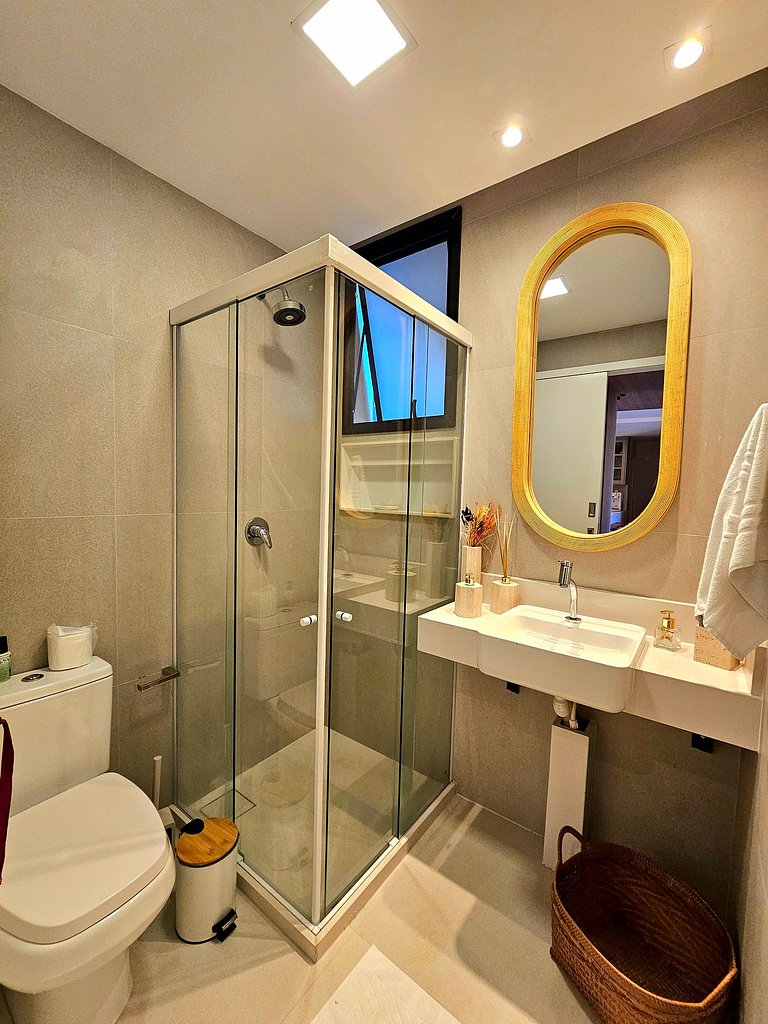 Luxo à Beira-mar com Piscina Privativa no Cais Eco