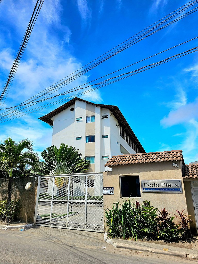 Estilo e conforto no Porto Plaza, Praia do Cupe by HM