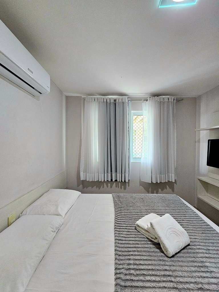 Conforto e Comodidade com 2 quartos no Porto Plaza