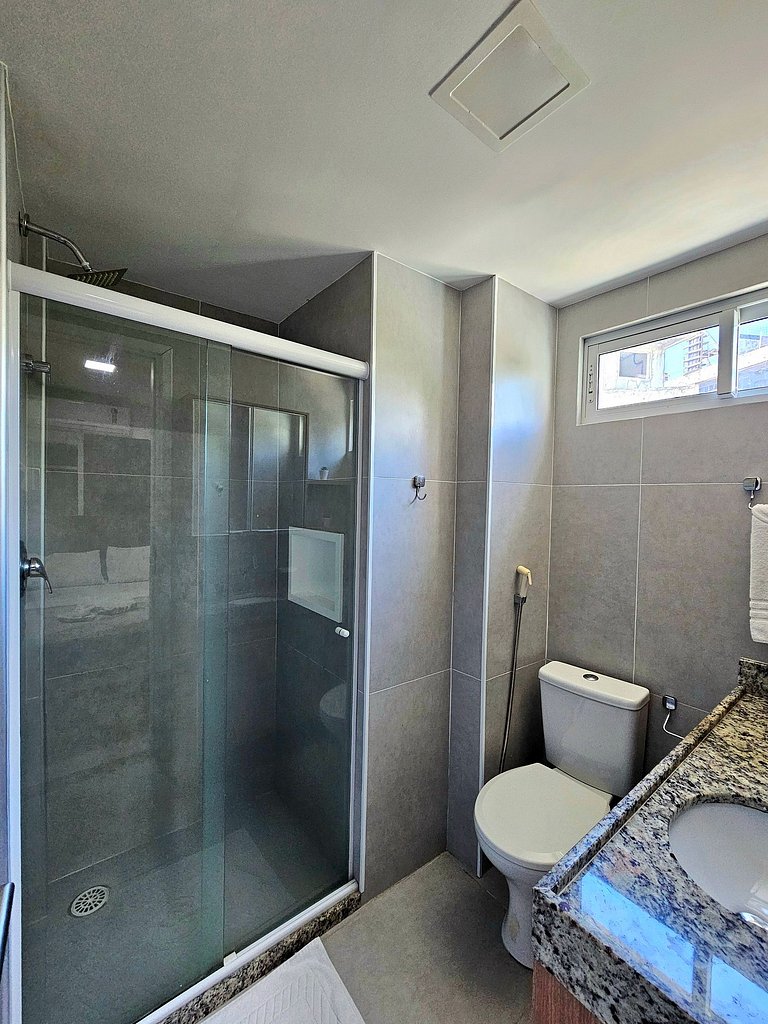 Nixxus 1 quarto prox. mar no centro de Porto