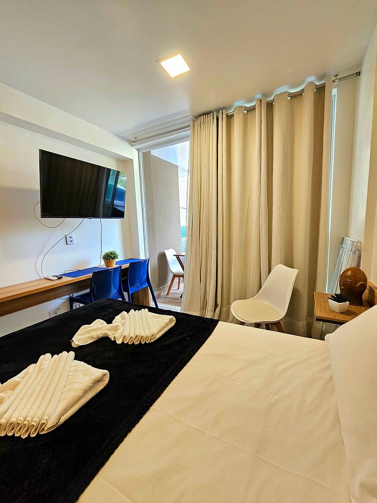 Luxo e estilo com Piscina Privativa no Nixxus