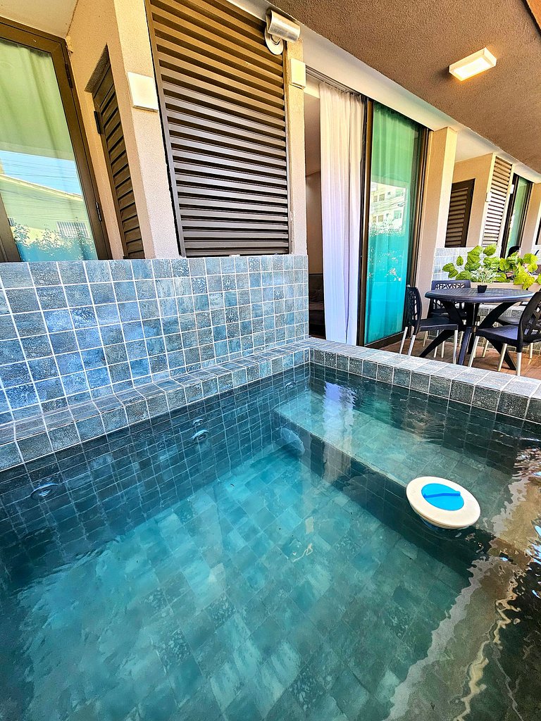 Luxo no Sunny Hall com Piscina Privativa em Porto