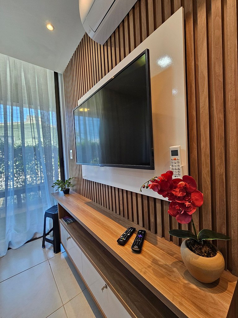 Luxo no Sunny Hall com Piscina Privativa em Porto