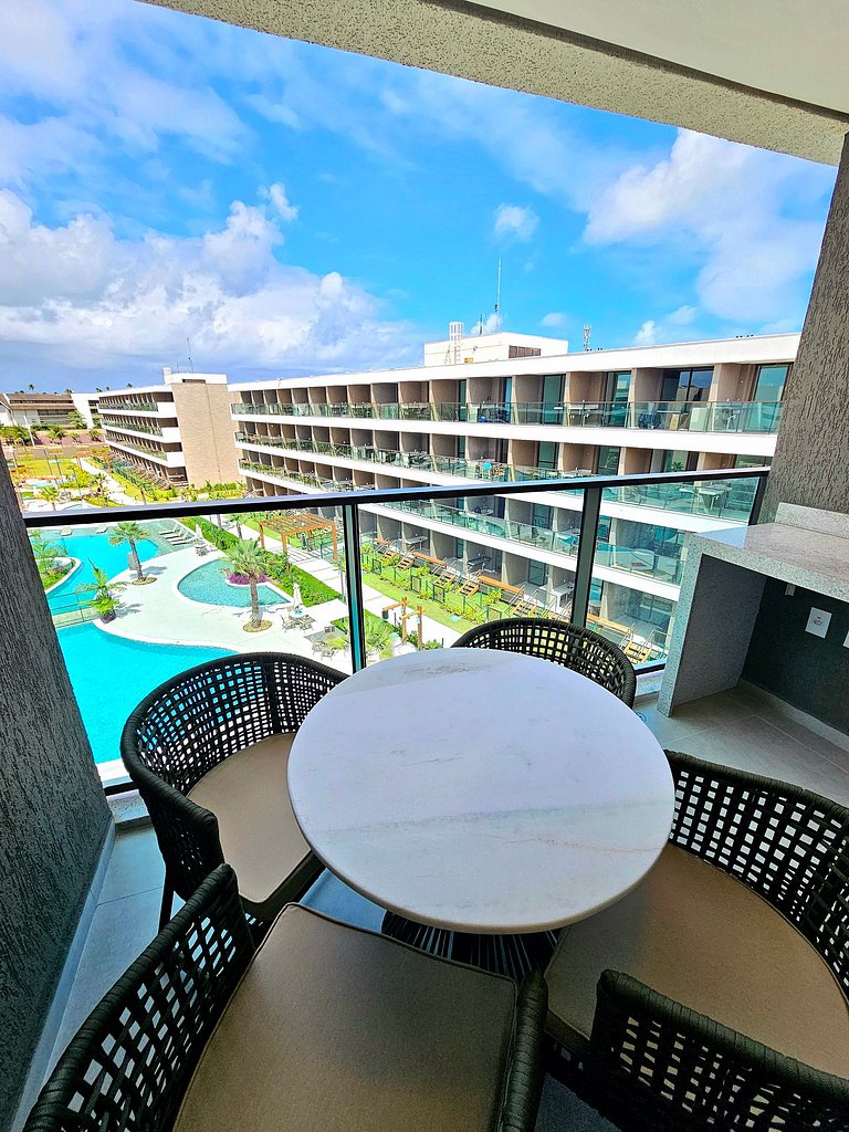 Luxo com varanda gourmet no BC Solare #314B