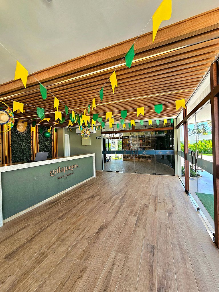Luxuoso no melhor bloco Galápagos Carneiros