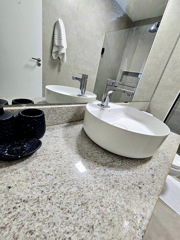 Luxo com varanda gourmet no BC Solare #314D