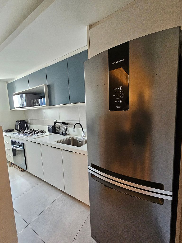 Luxuoso e equipado 3q térreo no Cupe Beach Living.