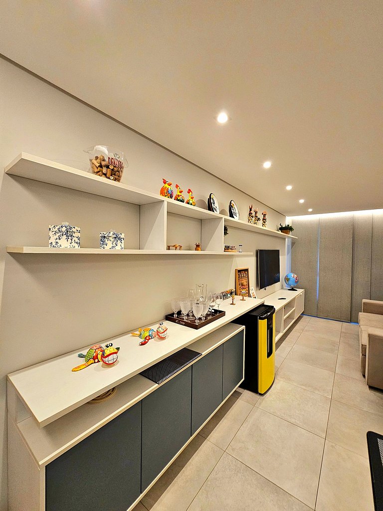 Luxuoso e equipado 3q térreo no Cupe Beach Living.