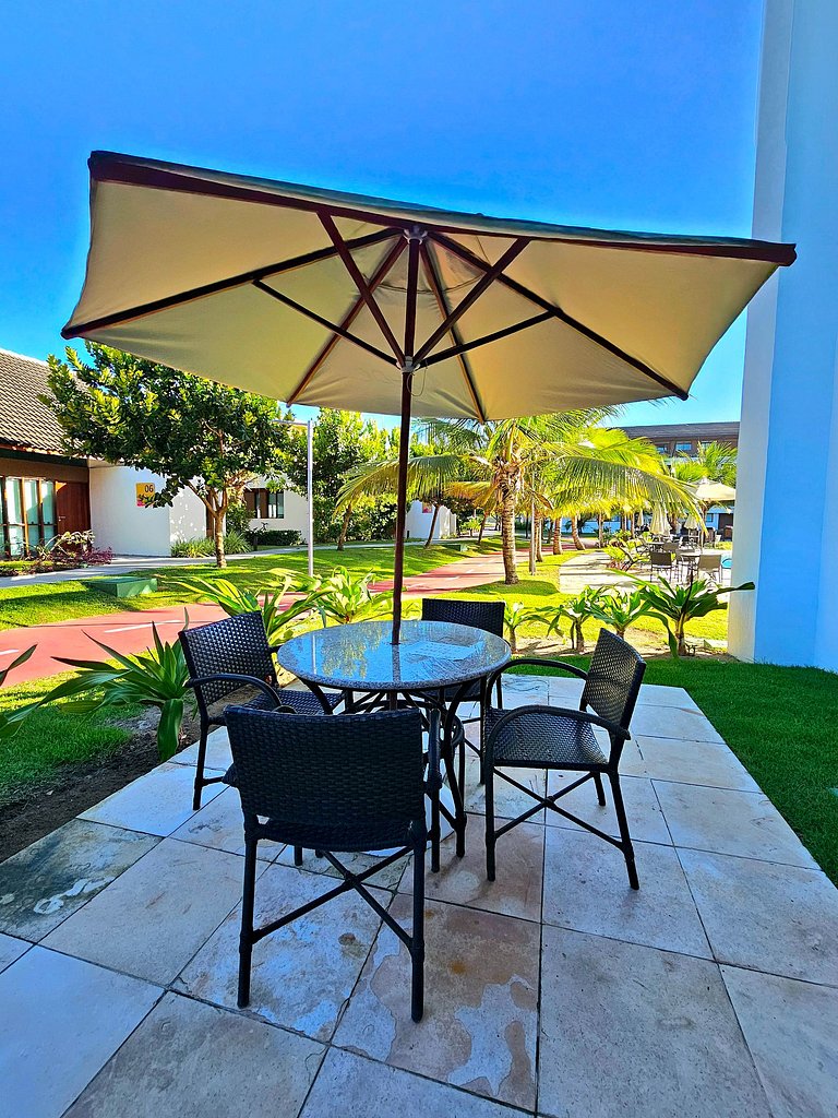 Luxuoso e equipado 3q térreo no Cupe Beach Living.