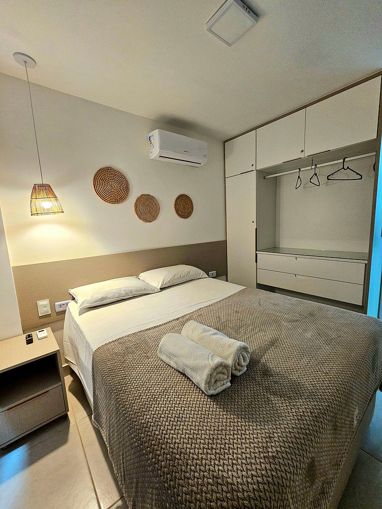 Moderno e Equipado, Centrinho de Porto Blue #101