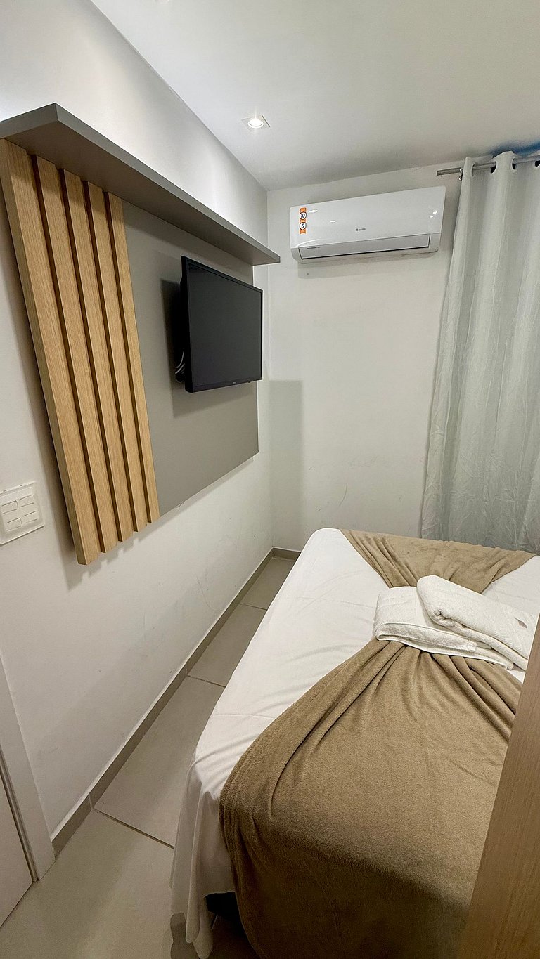 Luxo no Sunny Hall com Piscina Privativa em Porto